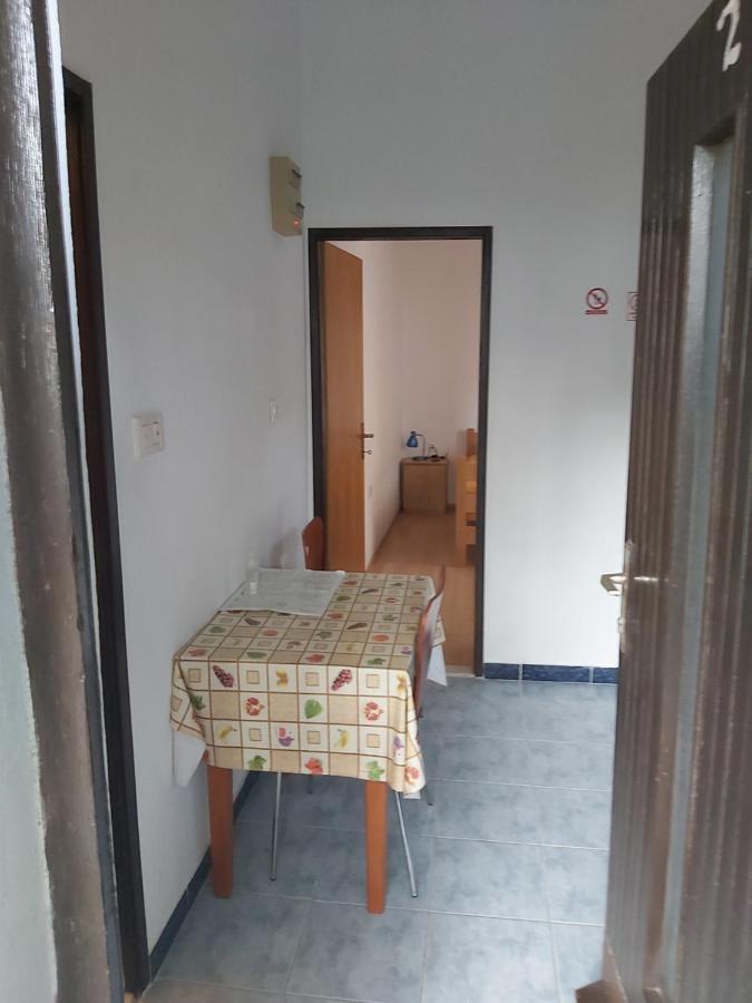 Apartman Janja Apartment Bol Ngoại thất bức ảnh